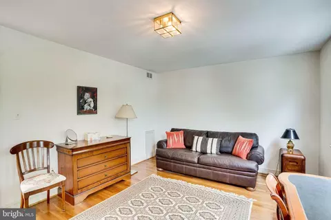 4431 Macarthur Blvd NW, Washington, DC 20007 photo 38