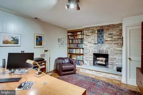4431 Macarthur Blvd NW, Washington, DC 20007 photo 50