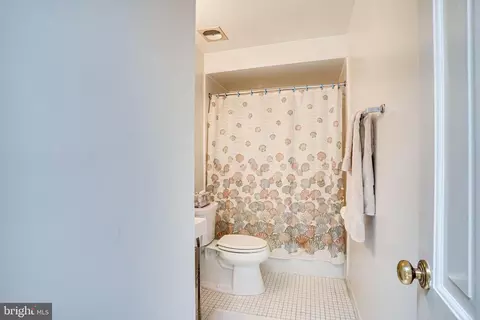4431 Macarthur Blvd NW, Washington, DC 20007 photo 41