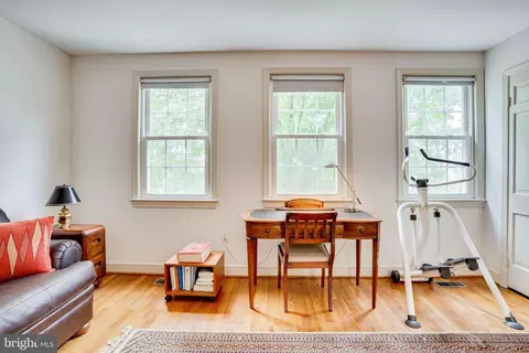4431 Macarthur Blvd NW, Washington, DC 20007 photo 39
