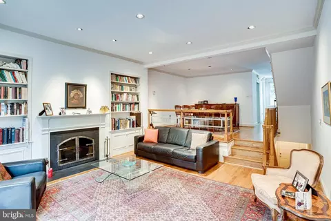 4431 Macarthur Blvd NW, Washington, DC 20007 photo 17