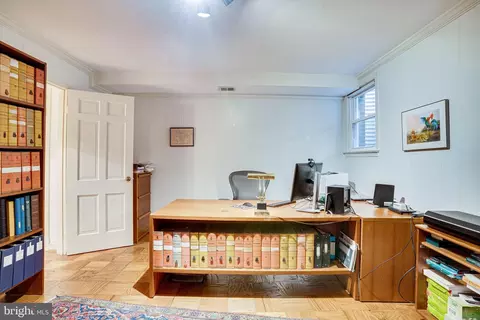 4431 Macarthur Blvd NW, Washington, DC 20007 photo 56