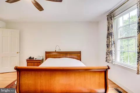 4431 Macarthur Blvd NW, Washington, DC 20007 photo 30