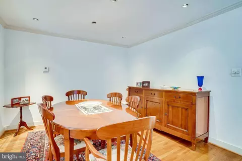 4431 Macarthur Blvd NW, Washington, DC 20007 photo 8