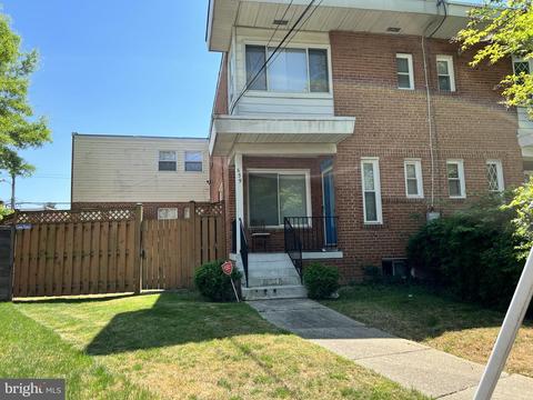 639 Kensington Pl NE, Washington, DC 20011