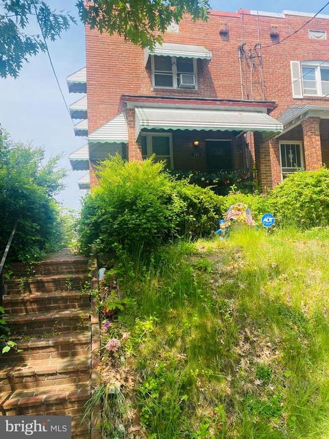 100 46th Pl NE, Washington, DC 20019
