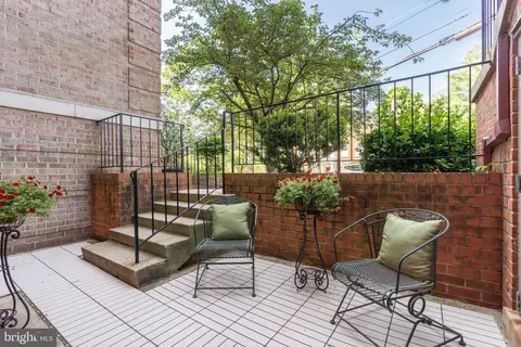 3607 38th St NW #74, Washington, DC 20016