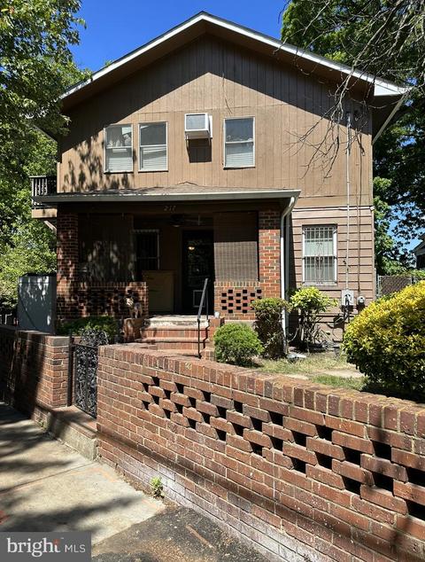 217 Walnut St NW, Washington, DC 20012