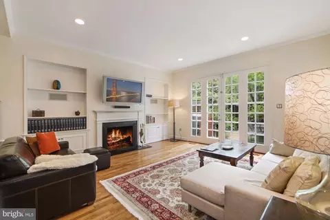 4433 Macarthur Blvd NW, Washington, DC 20007 photo 14