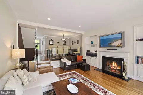 4433 Macarthur Blvd NW, Washington, DC 20007 photo 12