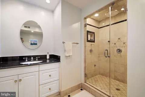 4433 Macarthur Blvd NW, Washington, DC 20007 photo 18