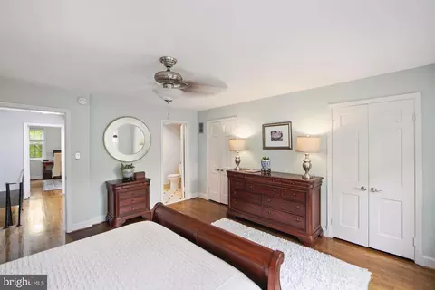 4433 Macarthur Blvd NW, Washington, DC 20007 photo 17