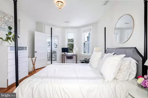 907 11th St NE, Washington, DC 20002 photo 27