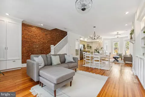 907 11th St NE, Washington, DC 20002 photo 9