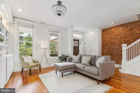907 11th St NE, Washington, DC 20002 photo 8