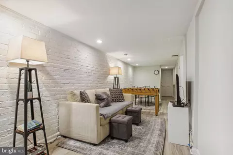 907 11th St NE, Washington, DC 20002 photo 36