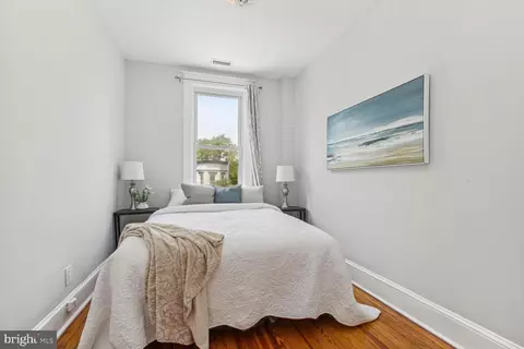 907 11th St NE, Washington, DC 20002 photo 32