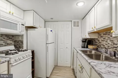 907 11th St NE, Washington, DC 20002 photo 40