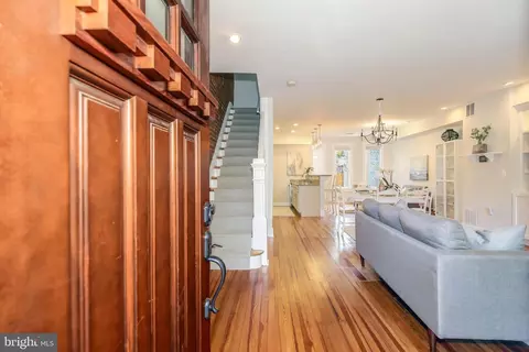 907 11th St NE, Washington, DC 20002 photo 5