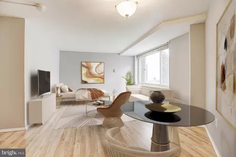4000 Tunlaw Rd NW #504, Washington, DC 20007