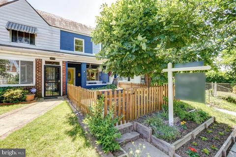 3427 Eads St NE, Washington, DC 20019