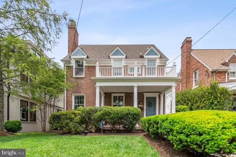 6108 29th St NW, Washington, DC 20015
