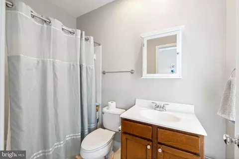 415 K St SE, Washington, DC 20003 photo 17