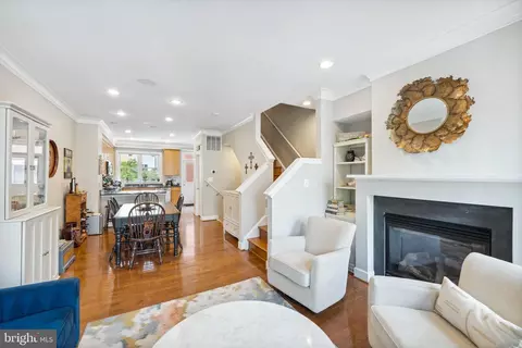 415 K St SE, Washington, DC 20003 photo 3