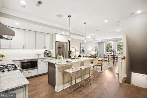 1828 Ontario Pl NW #2, Washington, DC 20009