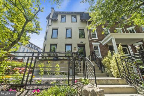 706 Rock Creek Church Rd NW #2, Washington, DC 20010