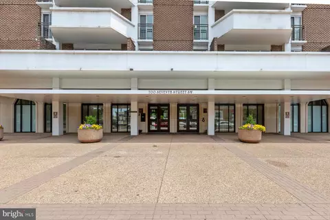 700 7th St SW #417, Washington, DC 20024