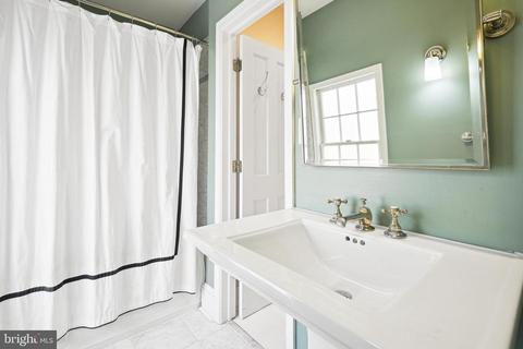 408 E Capitol St NE, Washington, DC 20003 photo 24