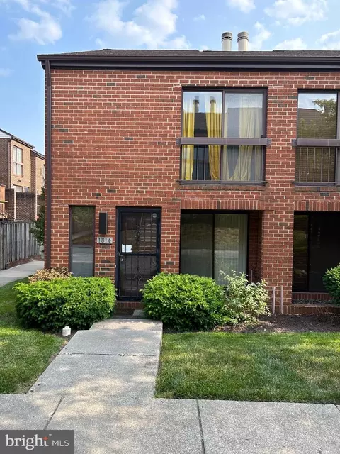 1814 Bryant St NE #1814, Washington, DC 20018