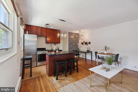 4595 Macarthur Blvd NW #3, Washington, DC 20007