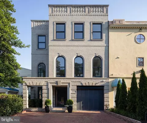 2122 S Street St NW, Washington, DC 20008
