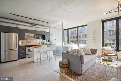 1133 14th St NW #803, Washington, DC 20005