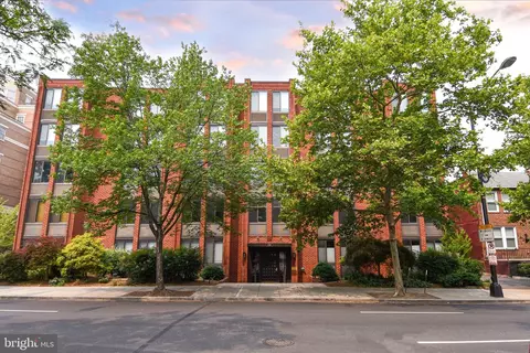 1318 22nd St NW #207, Washington, DC 20037