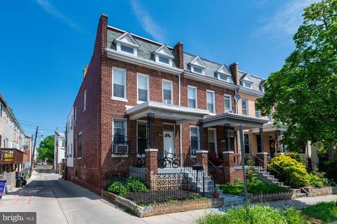 637 Otis Pl NW, Washington, DC 20010