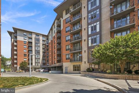 3883 Connecticut Ave NW #715, Washington, DC 20008