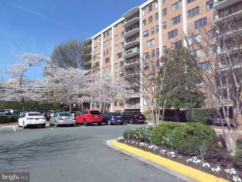 3101 New Mexico Ave NW #551, Washington, DC 20016
