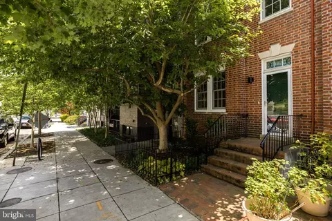 1712 V St NW, Washington, DC 20009