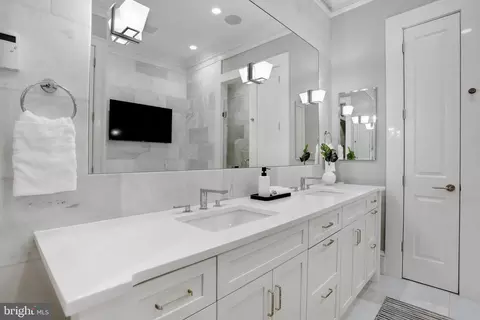 420 3rd St NE, Washington, DC 20002 photo 17