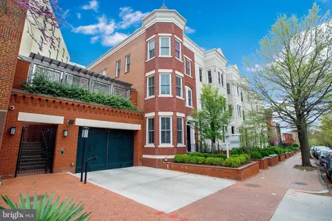 420 3rd St NE, Washington, DC 20002 photo 87