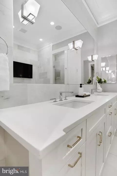 420 3rd St NE, Washington, DC 20002 photo 18