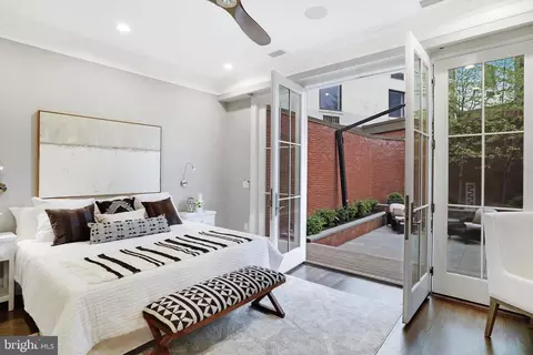 420 3rd St NE, Washington, DC 20002 photo 12