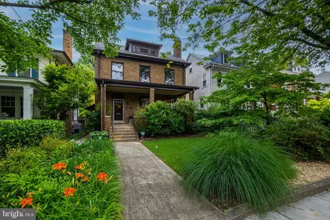 3549 Quesada St NW, Washington, DC 20015