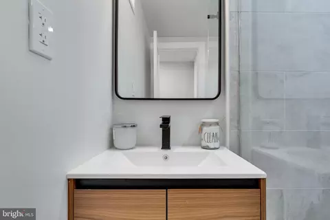 45 T St NE, Washington, DC 20002 photo 50