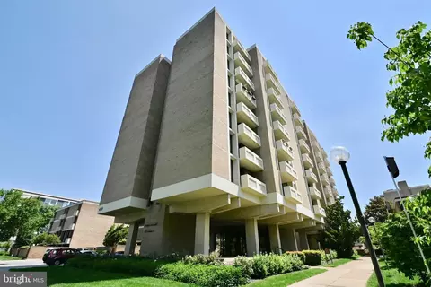 490 M St SW #W110, Washington, DC 20024