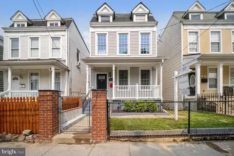 5409 8th St NW, Washington, DC 20011