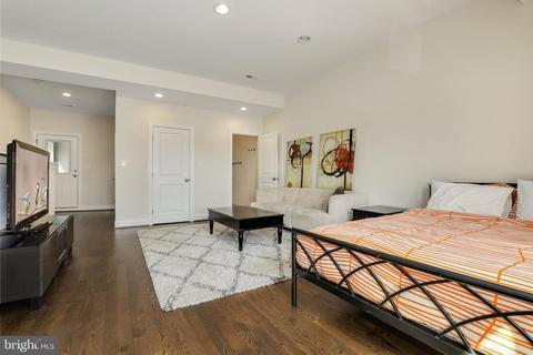 1116 E Street NE, Washington, DC 20002 photo 38